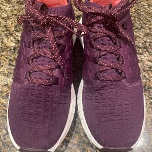 Women’s Under Armour HOVR sneakers size 10